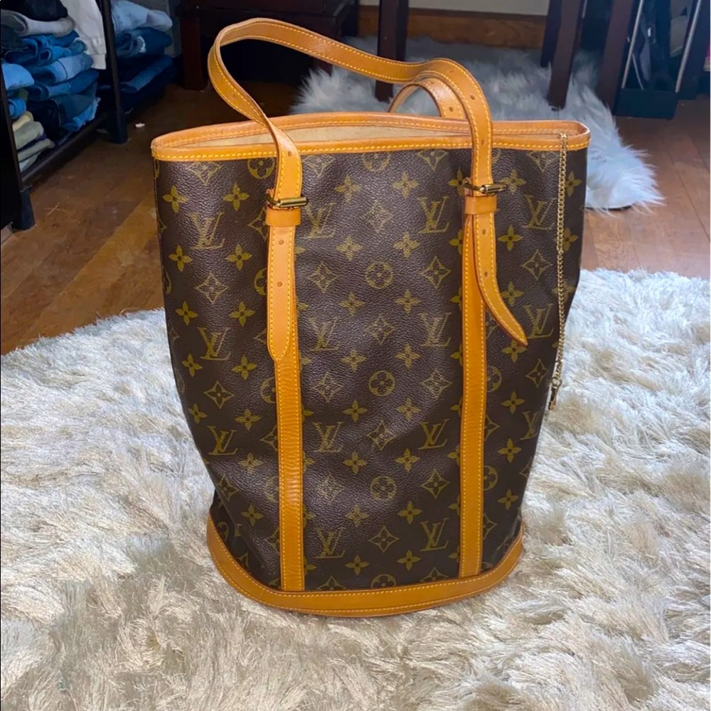 Authentic Louis Vuitton bag(sold)
